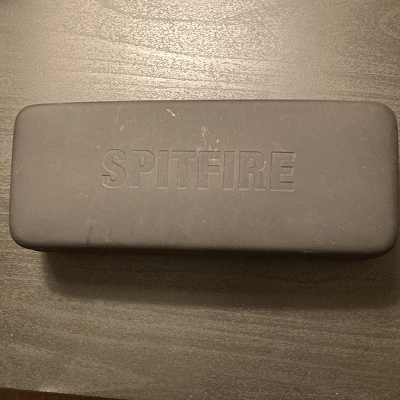 London UK LENNON 2 Spitfire sunglasses RARE No Longer Available in the U.S. - Picture 5 of 5